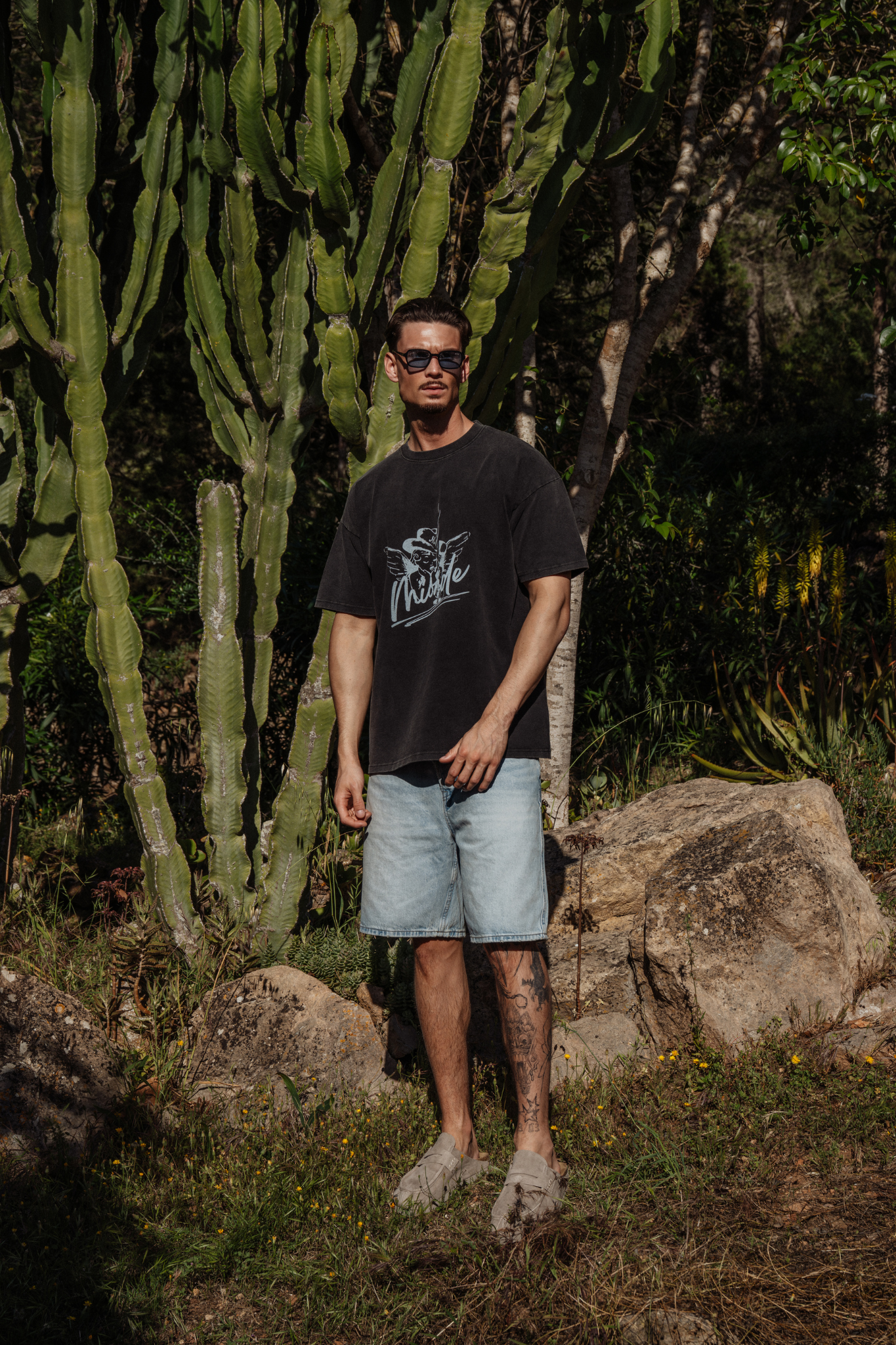 ANGEL T-SHIRT WASHED BLACK
