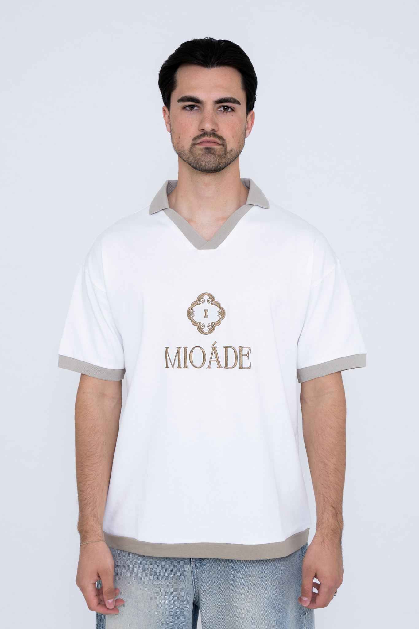 EMBLEM POLO T-SHIRT WHITE