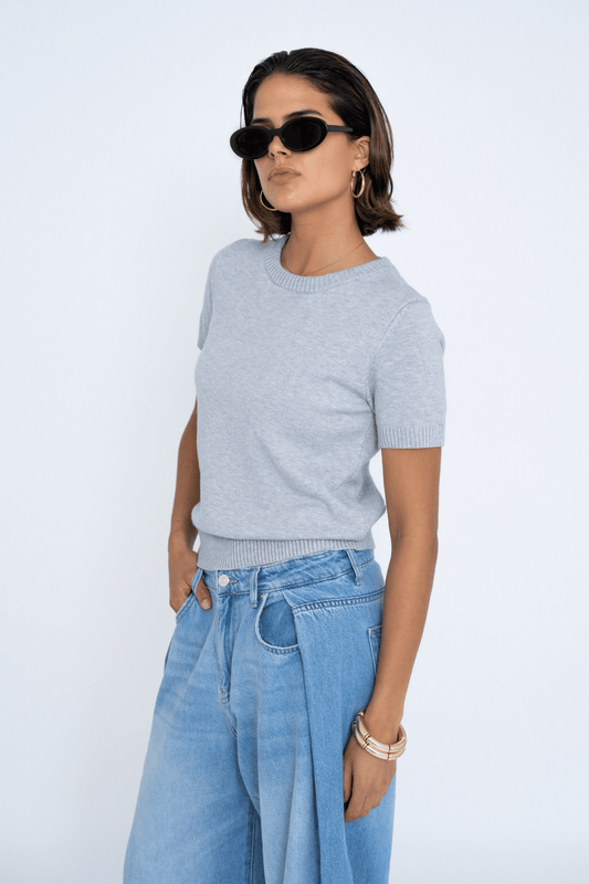 KNIT TOP GREY