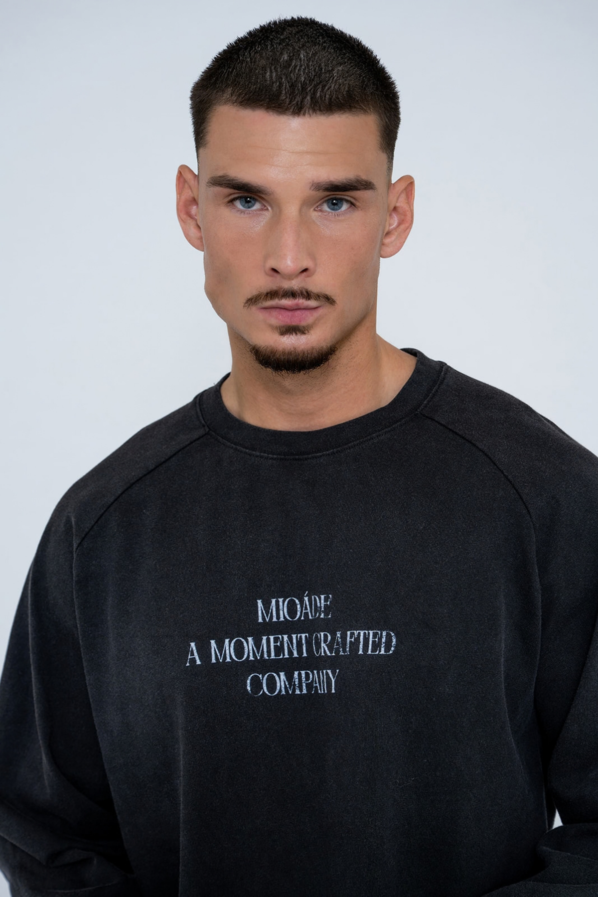 MOMENT LONGSLEEVE WASHED BLACK