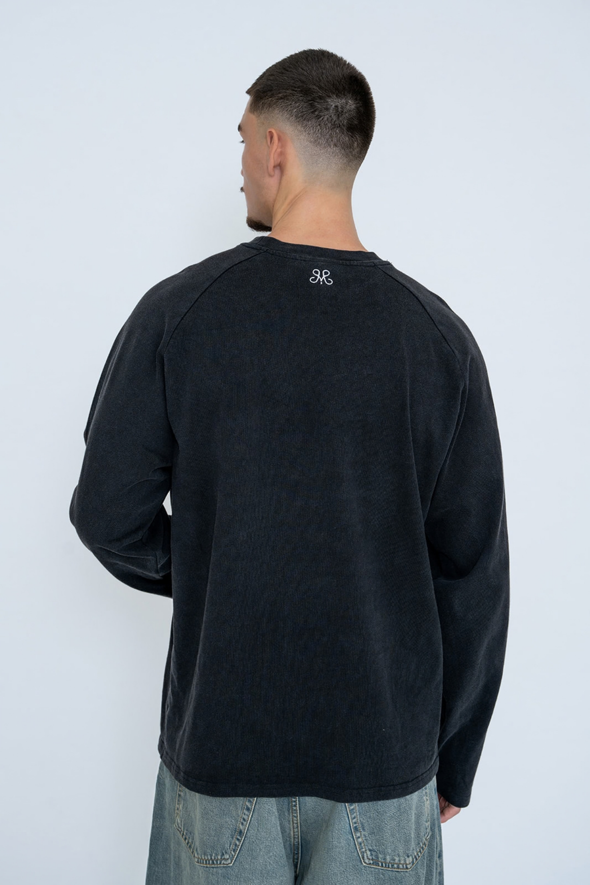 MOMENT LONGSLEEVE WASHED BLACK