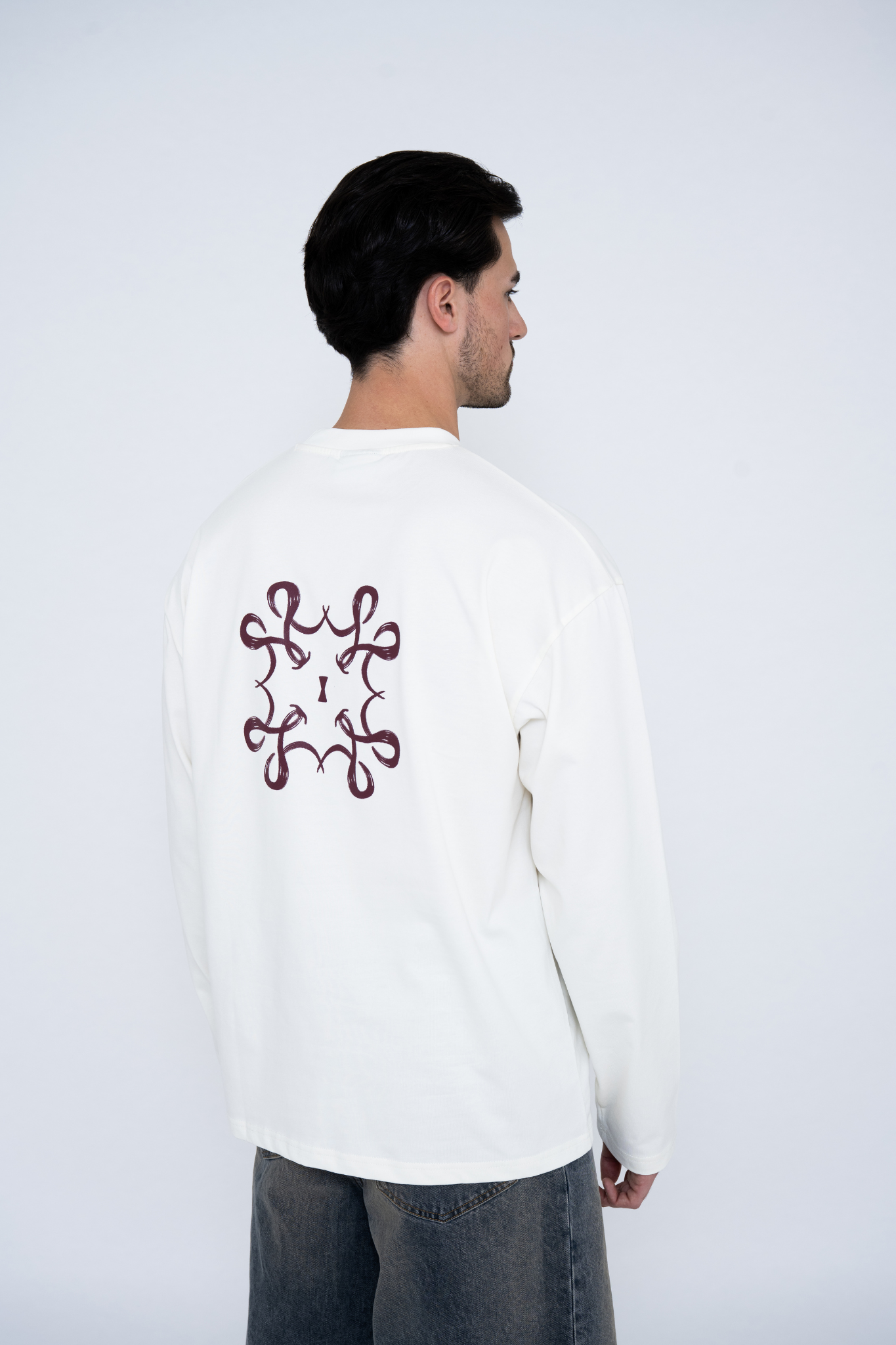 MONOGRAM LONGSLEEVE WHITE