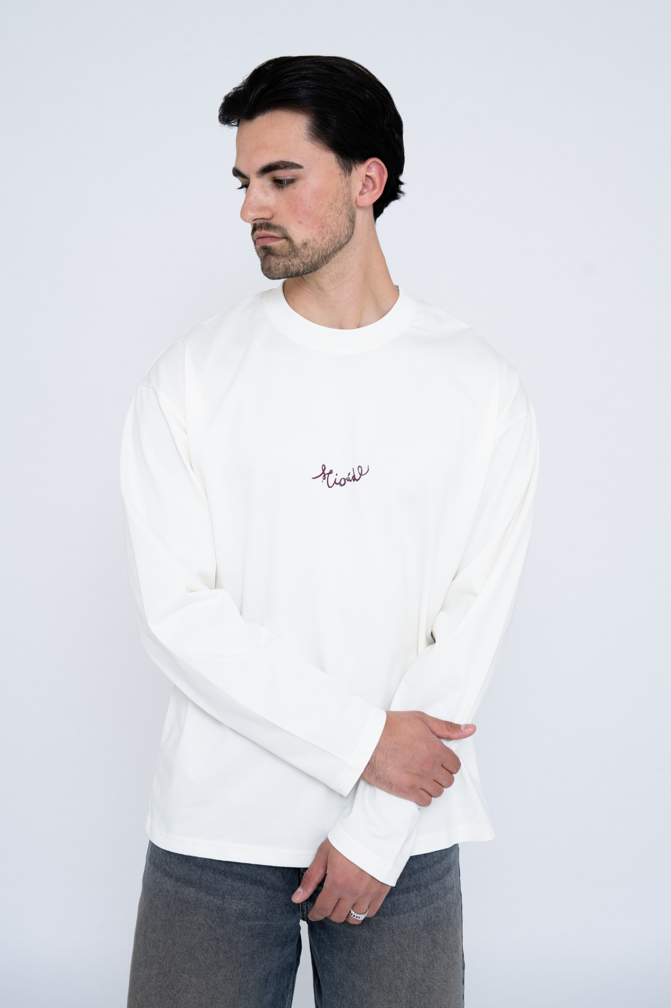 MONOGRAM LONGSLEEVE WHITE