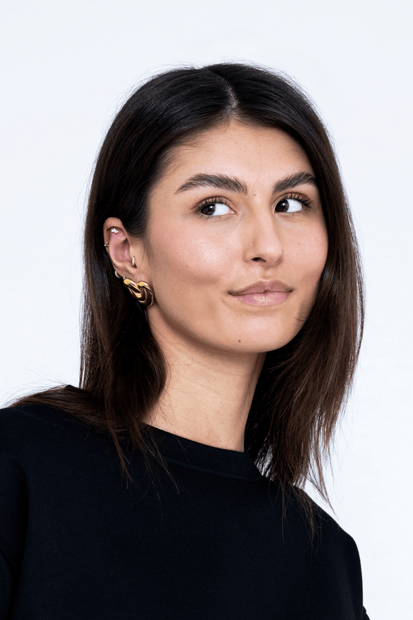 ENGRAVED HEART EARRINGS GOLD