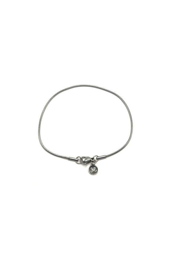 ESSENTIAL SLIM BRACELET SILVER