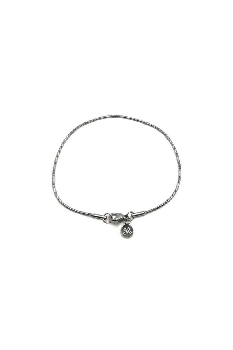 ESSENTIAL SLIM BRACELET SILVER