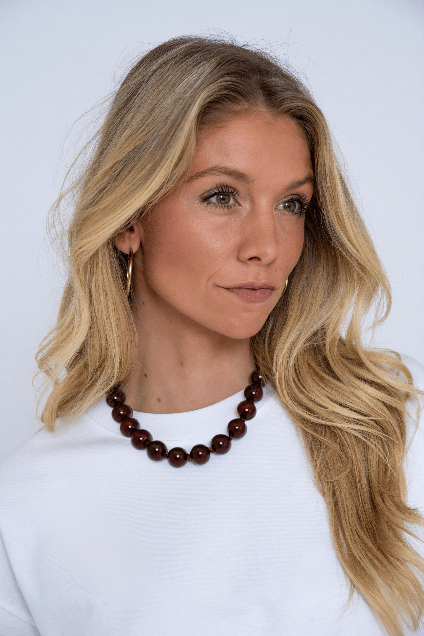 BEADED NECKLACE RED