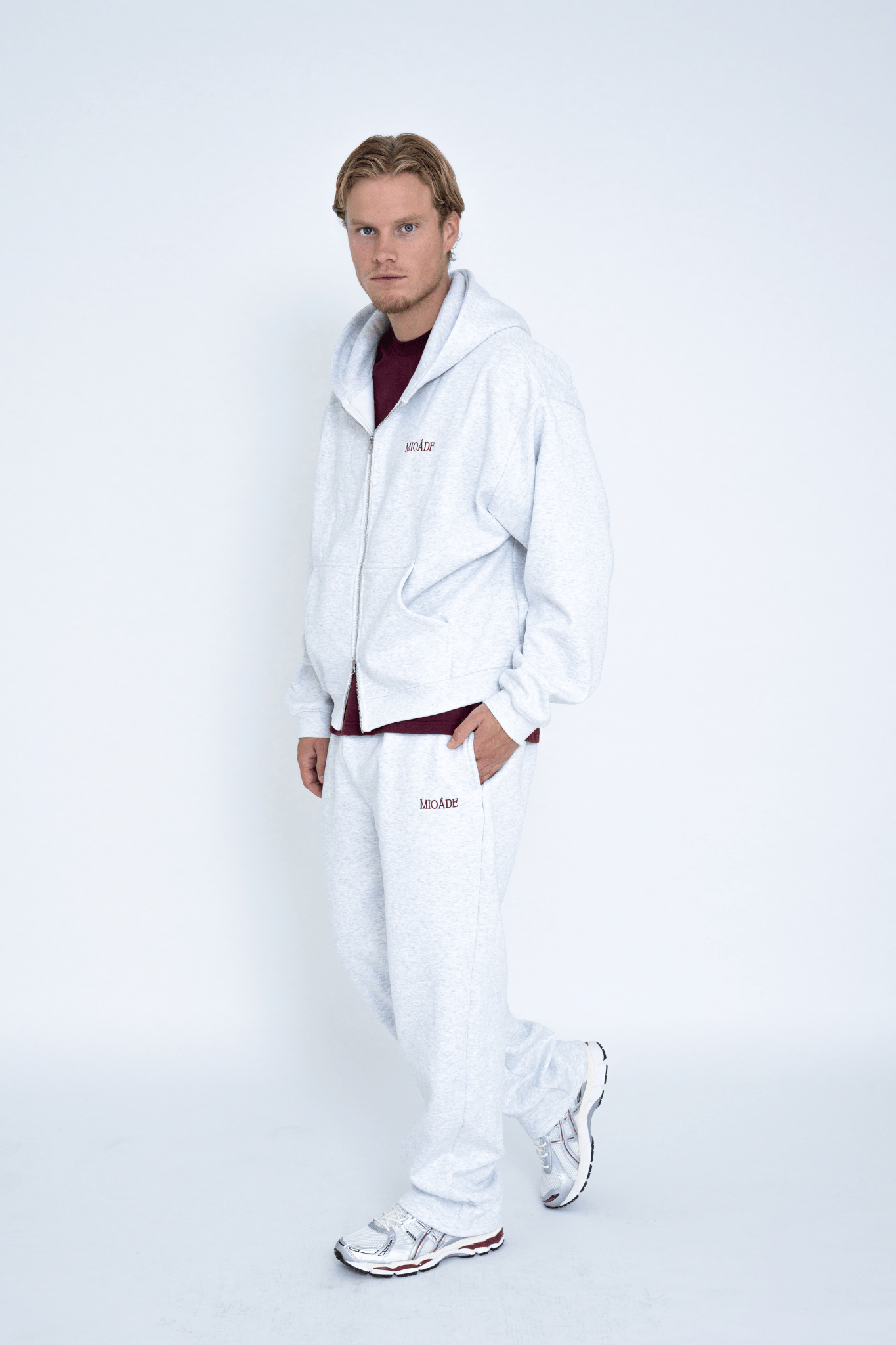 LOGO SWEATPANTS GREY