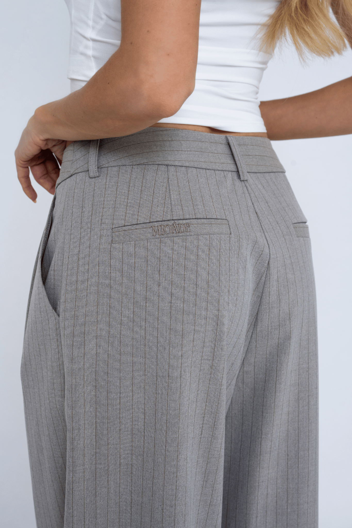 PINSTRIPE BLAZER SET GREY