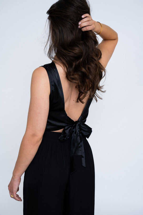 SATIN TIE-BACK TOP BLACK