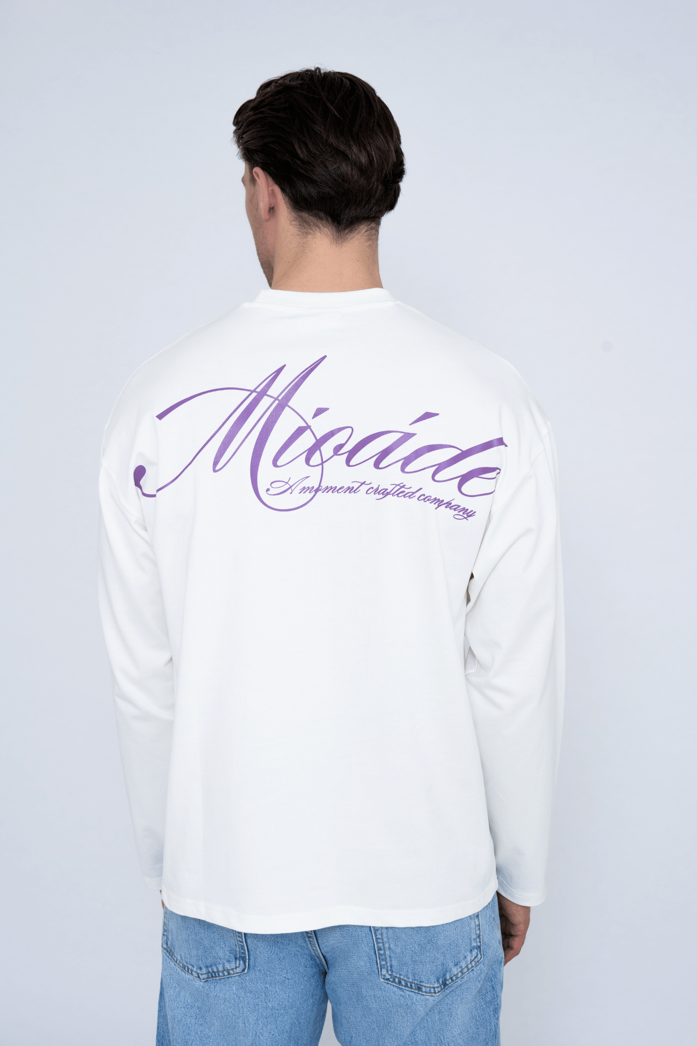 SCRIPT LONGSLEEVE CREAM