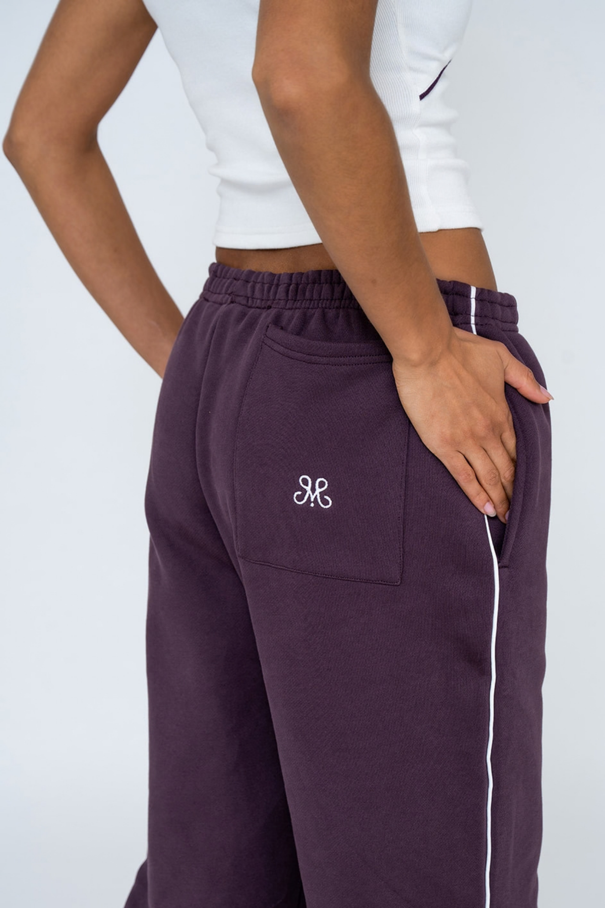 SCRIPT TRACK PANTS PLUM
