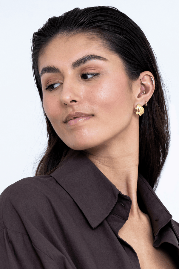 SHELL EARRINGS GOLD