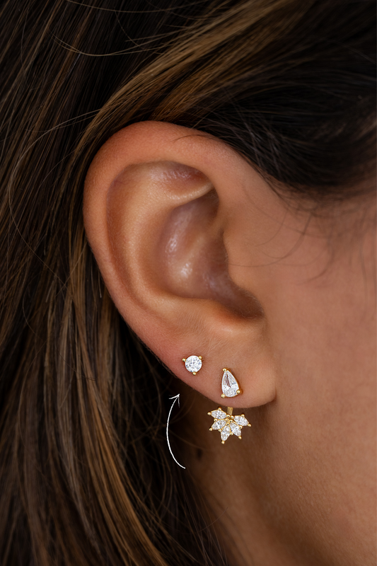 STUD EARRING